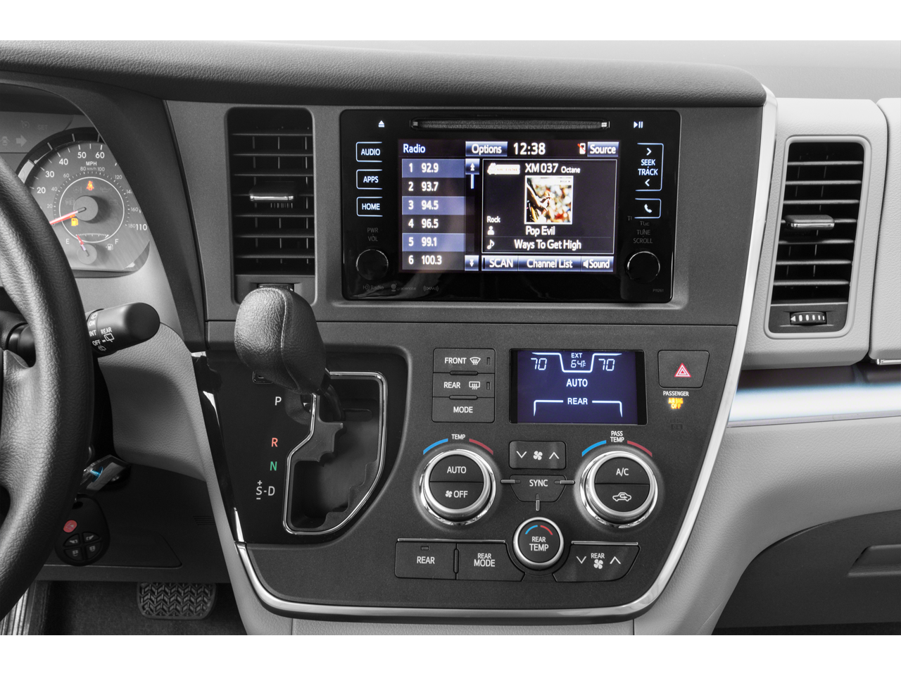 2015 Toyota Sienna LE 7 Passenger