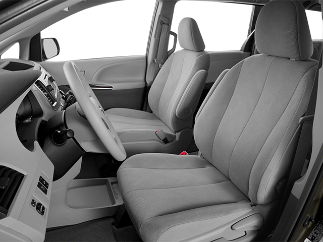 2014 Toyota Sienna XLE 7 Passenger