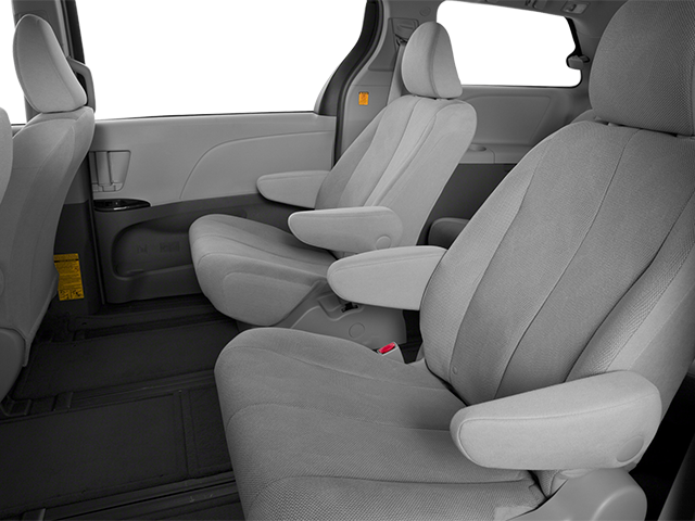2014 Toyota Sienna XLE 7 Passenger