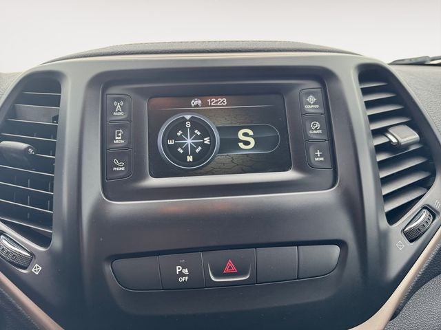 2015 Jeep Cherokee Sport