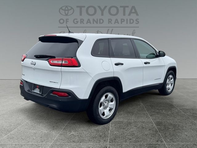 2015 Jeep Cherokee Sport