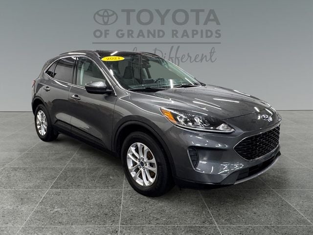 2021 Ford Escape Hybrid SE