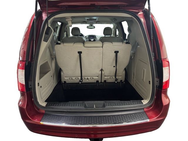 2014 Chrysler Town & Country Touring-L