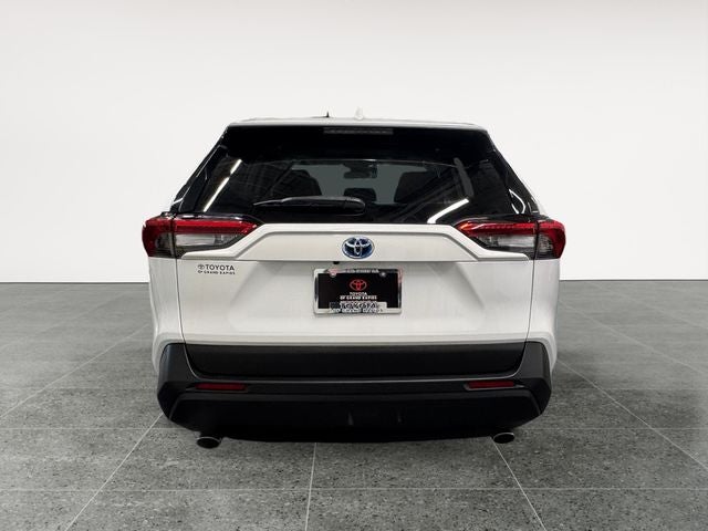2020 Toyota RAV4 Hybrid XLE