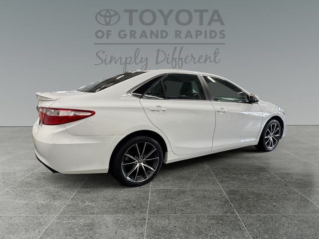 2016 Toyota Camry XSE