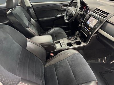 2016 Toyota Camry XSE