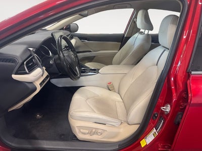 2024 Toyota Camry Hybrid XLE