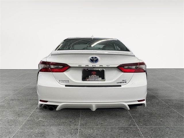 2023 Toyota Camry Hybrid SE