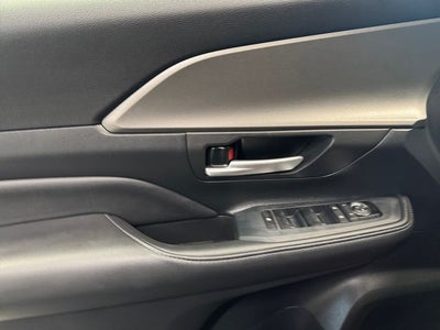 2025 Toyota Grand Highlander Hybrid XLE