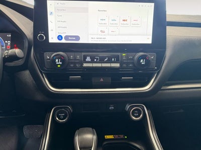 2025 Toyota Grand Highlander Hybrid XLE