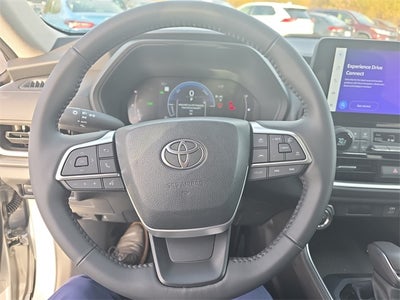 2026 Toyota Grand Highlander Hybrid XLE