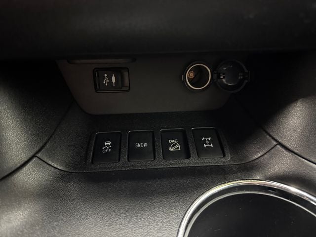 2016 Toyota Highlander LE Plus V6