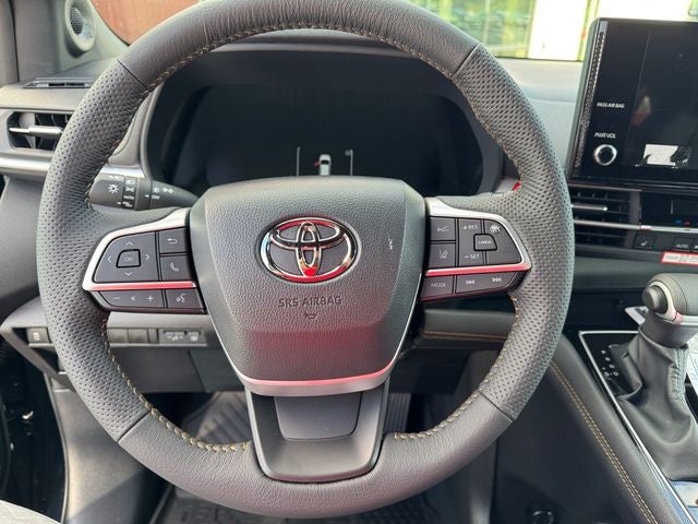 2026 Toyota Sienna Woodland Edition 7 Passenger