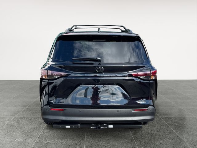 2026 Toyota Sienna Woodland Edition 7 Passenger