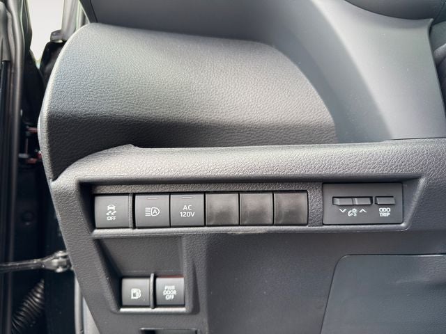 2026 Toyota Sienna Woodland Edition 7 Passenger