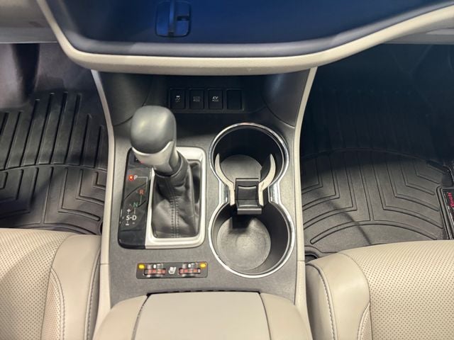 2017 Toyota Highlander Hybrid Limited Platinum