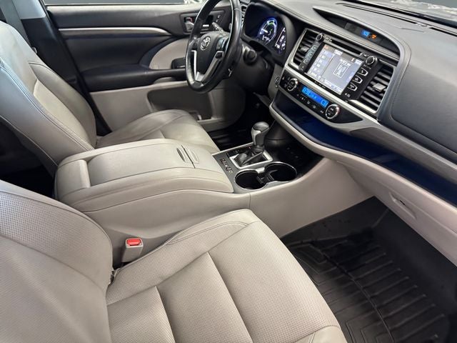 2017 Toyota Highlander Hybrid Limited Platinum