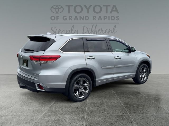 2017 Toyota Highlander Limited Platinum
