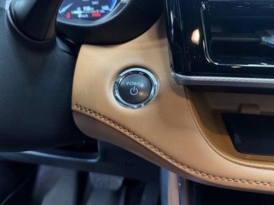 2023 Toyota Highlander Hybrid Platinum