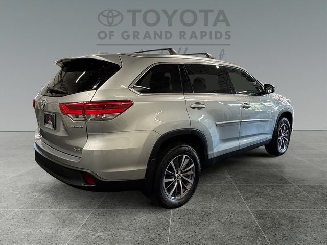 2019 Toyota Highlander Hybrid XLE