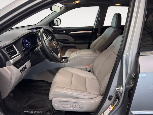 2019 Toyota Highlander Hybrid XLE