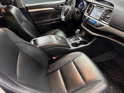 2016 Toyota Highlander XLE V6
