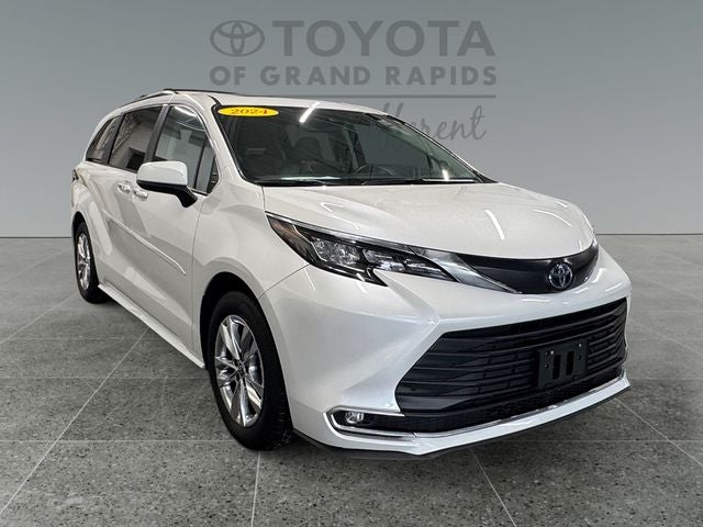 2024 Toyota Sienna XLE 7 Passenger