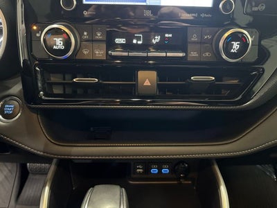 2022 Toyota Highlander XSE