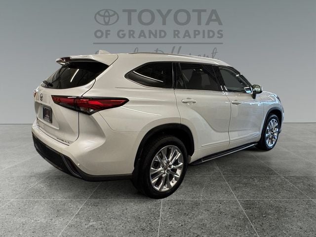 2023 Toyota Highlander Limited