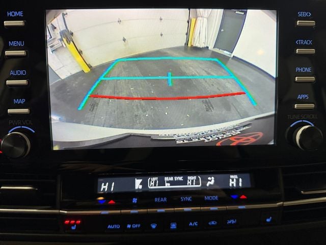 2021 Toyota Sienna XLE 8 Passenger