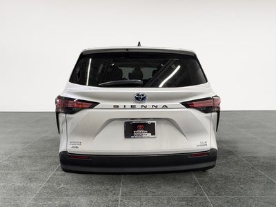 2022 Toyota Sienna XLE 7 Passenger