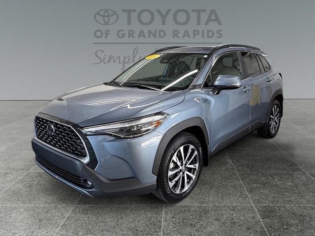 2023 Toyota Corolla Cross XLE