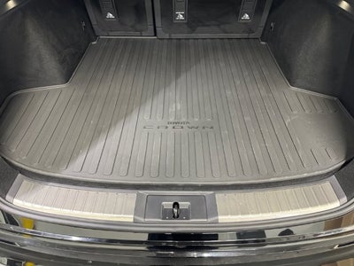 2025 Toyota Crown Signia Limited