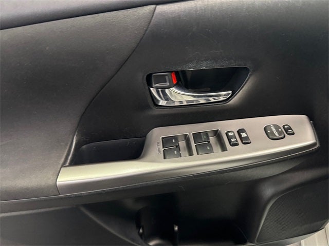 2015 Toyota Prius v Three