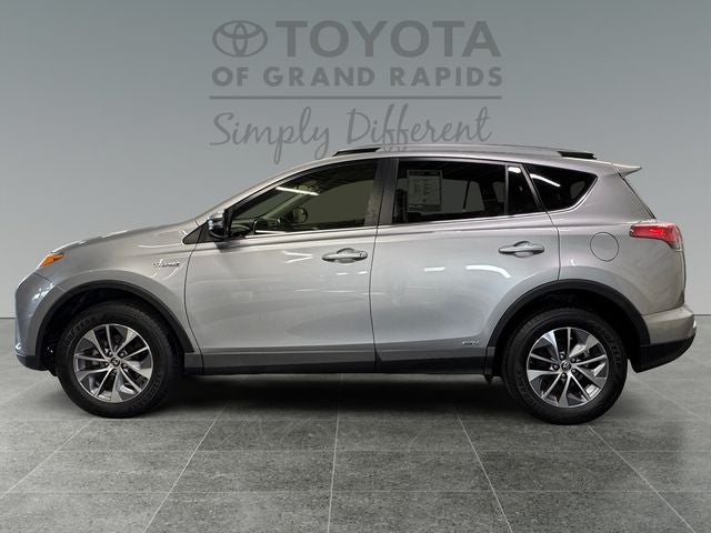 2018 Toyota RAV4 Hybrid XLE