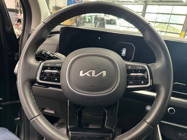 2025 Kia Carnival SX