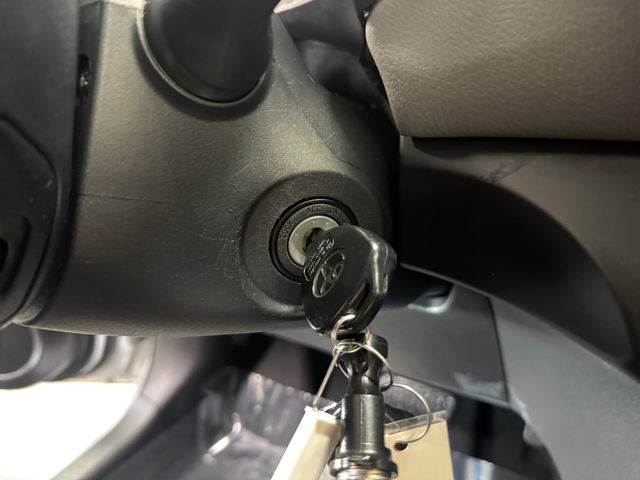 2017 Toyota Yaris LE