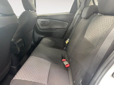 2017 Toyota Yaris LE