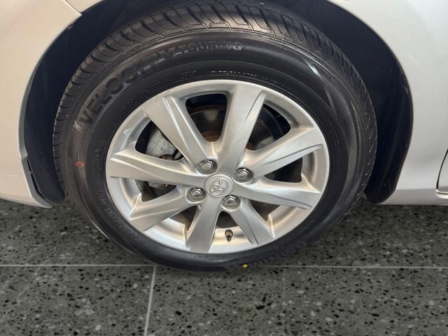 2017 Toyota Yaris LE