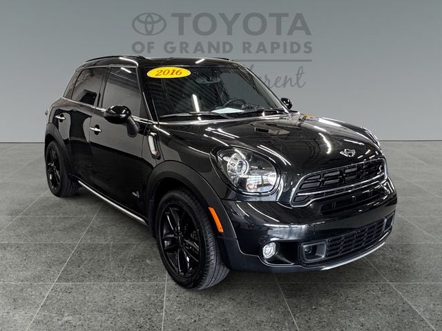 2016 MINI Cooper S Countryman Base