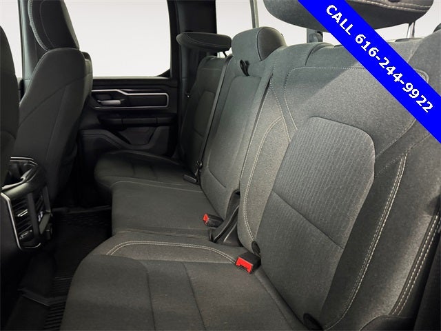 2021 RAM 1500 Big Horn/Lone Star 5.7 Liter V8 Hemi Quad Cab 4WD