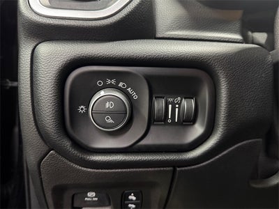 2019 RAM 1500 Big Horn/Lone Star 5.7 Liter V6 Hemi Crew Cab 4WD