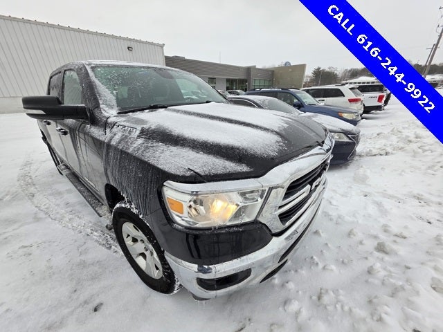 2019 RAM 1500 Big Horn/Lone Star 5.7 Liter V8 Hemi Crew Cab 4WD