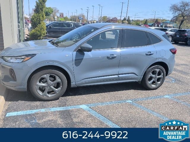 2023 Ford Escape Hybrid ST-Line Select 2.5 Liter AWD