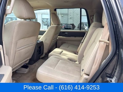 2010 Ford Expedition XLT 5.4 Liter V8 RWD