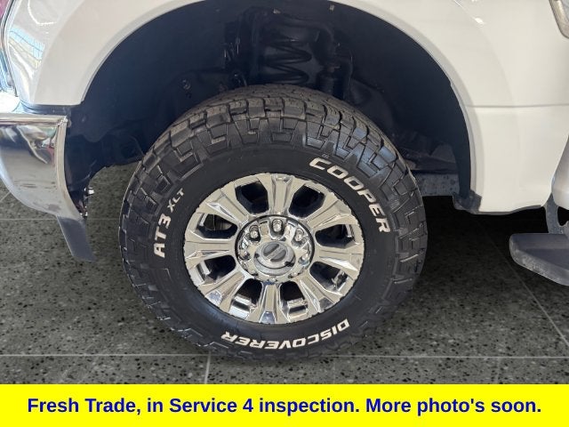 2018 Ford F-250SD XLT 6.2 Liter V8 Crew Cab 4WD