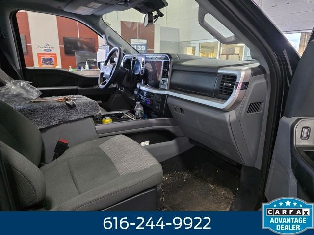 2023 Ford F-350SD XLT 6.7 Liter V8 Power Stroke Turbodiesel Crew Cab 4WD