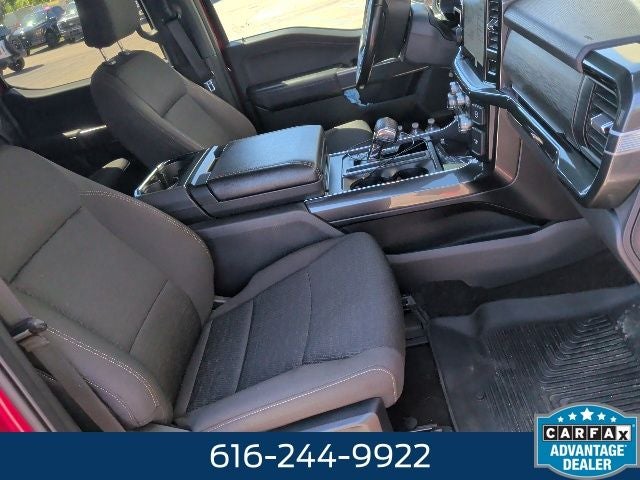 2022 Ford F-150 XLT 3.5 Liter PowerBoost Full-Hybrid V6 SuperCrew 4WD
