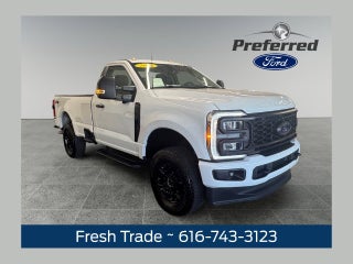 2025 Ford F-250SD XLT 7.3 Liter V8 2D Standard Cab 4WD