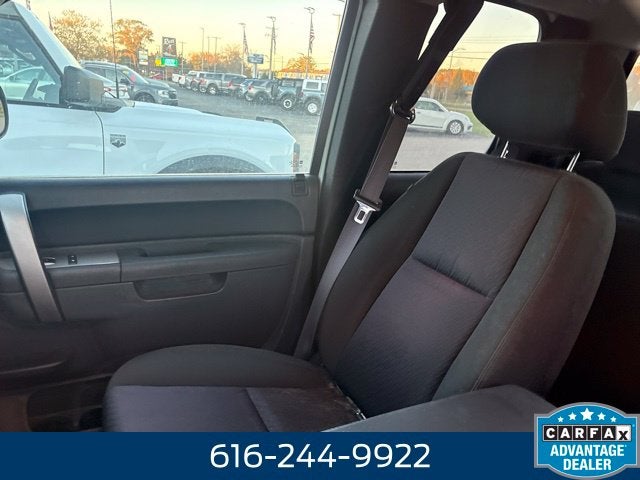 2011 Chevrolet Silverado 1500 LT 5.3 Liter V8 4D Extended Cab 4WD